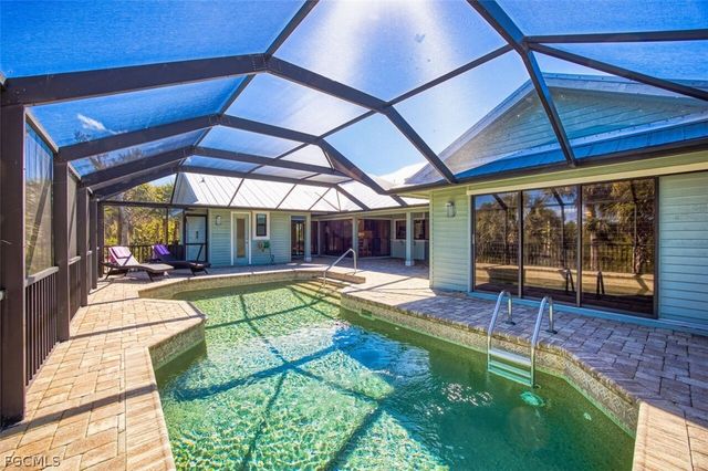 4960 Joewood DR, Sanibel, FL 33957