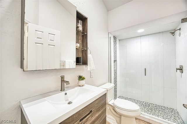 4960 Joewood DR, Sanibel, FL 33957