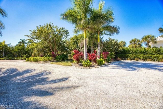 4960 Joewood DR, Sanibel, FL 33957