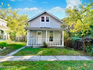 145 Whiting Avenue, Toledo, OH 43609