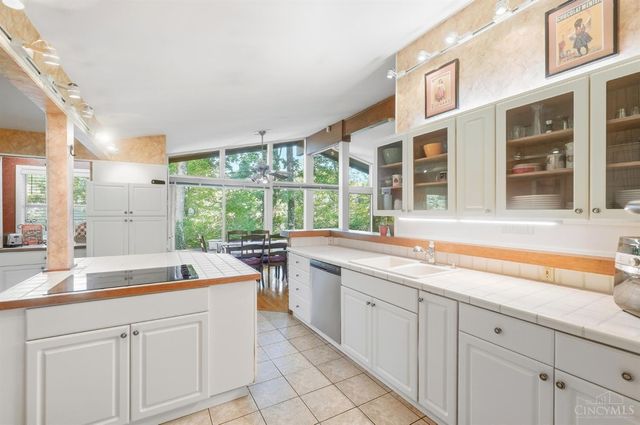 1875 Wolfangel Road, Anderson Twp, OH 45255