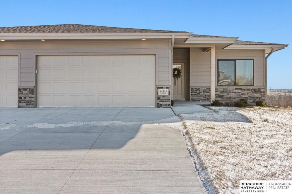 14801 Willow Street, Bennington, NE 68007