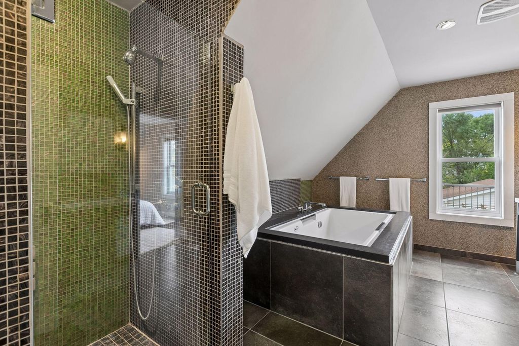 30 22nd Avenue NE, Minneapolis, MN 55418 — photo 2