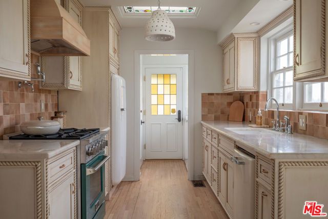 11539 Sunshine Terrace, Studio City (los Angeles), CA 91604