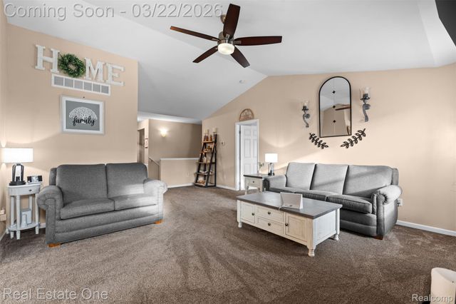 41186 Dortmund Drive, Clinton Charter Township, MI 48038