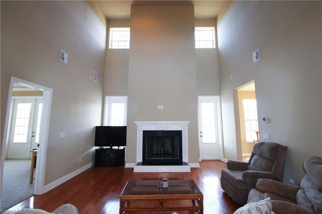 13260 Sleepy Hollow LN, Fort Myers, FL 33913