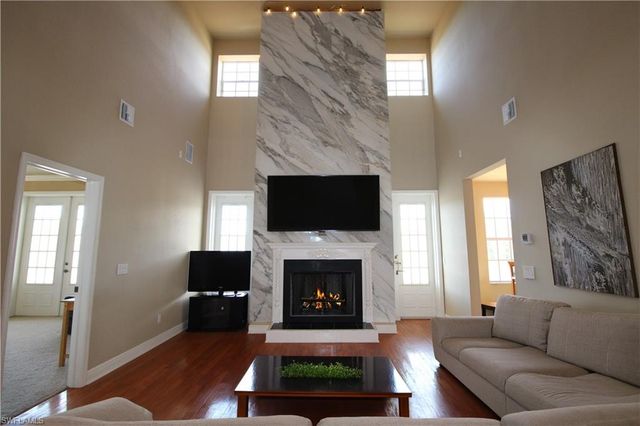 13260 Sleepy Hollow LN, Fort Myers, FL 33913