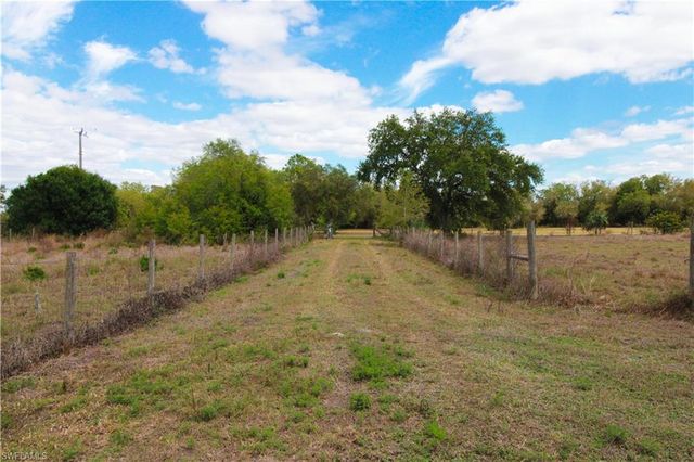 13260 Sleepy Hollow LN, Fort Myers, FL 33913