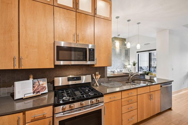 100 3rd Avenue S 406, Minneapolis, MN 55401