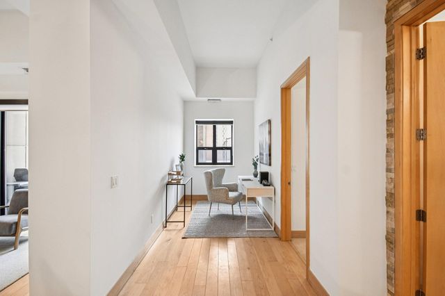 100 3rd Avenue S 406, Minneapolis, MN 55401