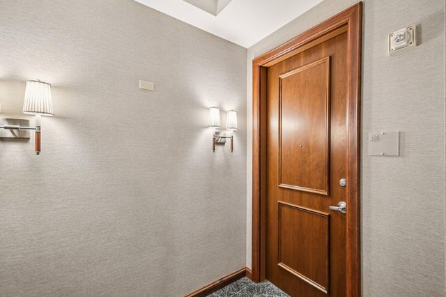 100 3rd Avenue S 406, Minneapolis, MN 55401