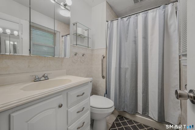 4 Robinhood Drive, Ledyard, CT 06335