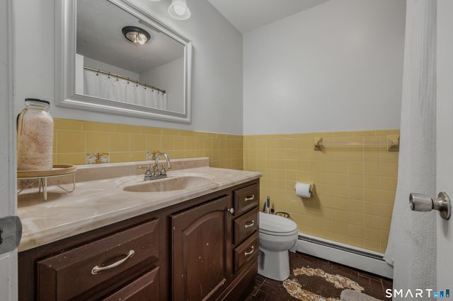 4 Robinhood Drive, Ledyard, CT 06335