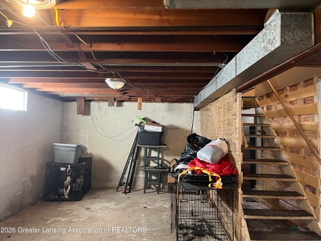 824 Nipp Avenue, Lansing, MI 48915