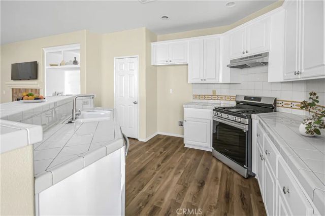 11527 Crest, Adelanto, CA 92301