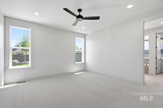 5869 Pinpoint Way, Meridian, ID 83642