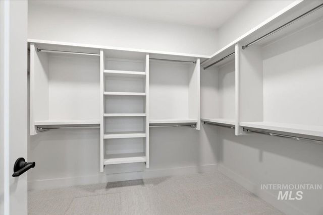 5869 Pinpoint Way, Meridian, ID 83642