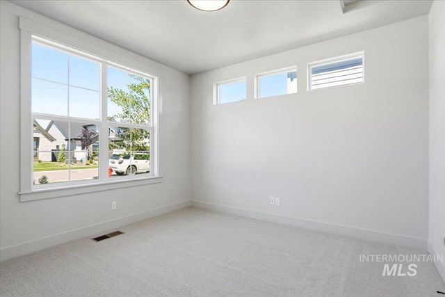 5869 Pinpoint Way, Meridian, ID 83642
