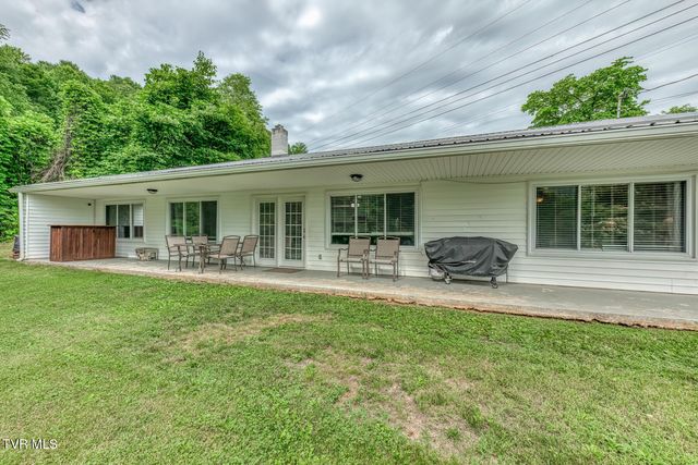 124 Tolley Lane, Erwin, TN 37650