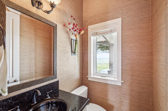 1 Shell Key, Hitchcock, TX 77563