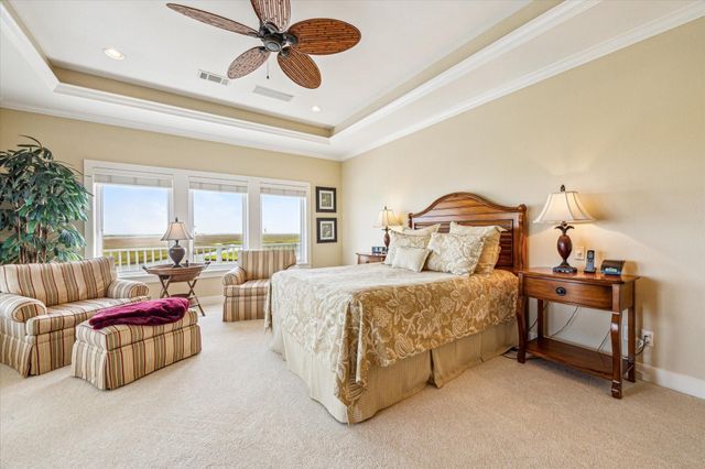 1 Shell Key, Hitchcock, TX 77563