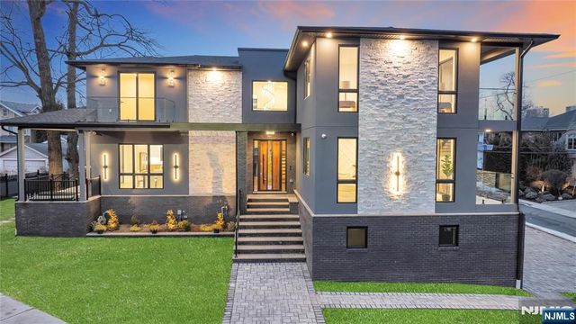 283 Bluff Road, Fort Lee, NJ 07024