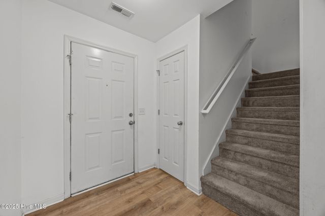 106 Ironwood Court, Jacksonville, NC 28546