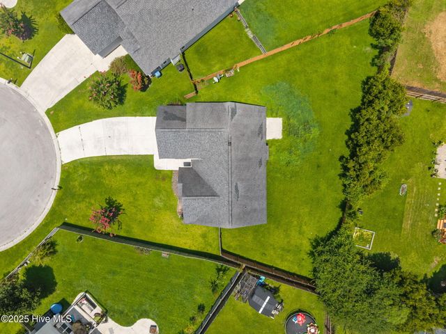 106 Ironwood Court, Jacksonville, NC 28546