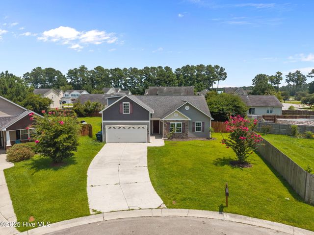 106 Ironwood Court, Jacksonville, NC 28546