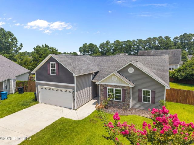 106 Ironwood Court, Jacksonville, NC 28546