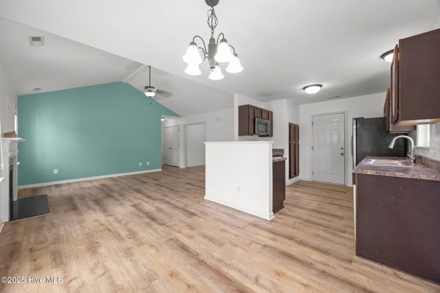 106 Ironwood Court, Jacksonville, NC 28546