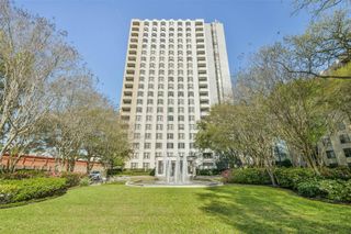 651 Bering Drive 601, Houston, TX 77057