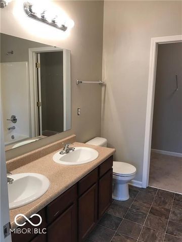 9766 Prairie Smoke Drive, Noblesville, IN 46060