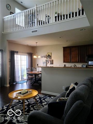 9766 Prairie Smoke Drive, Noblesville, IN 46060