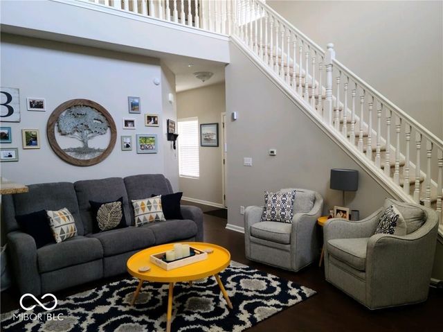 9766 Prairie Smoke Drive, Noblesville, IN 46060