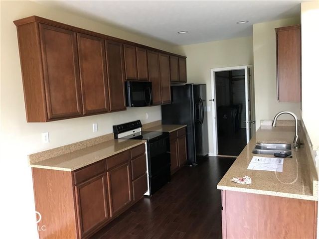 9766 Prairie Smoke Drive, Noblesville, IN 46060