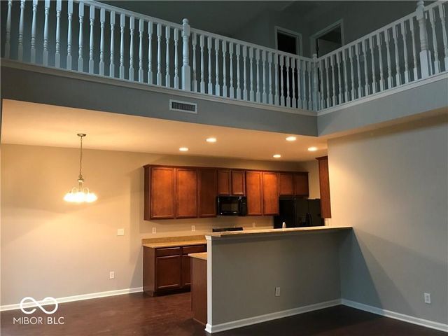 9766 Prairie Smoke Drive, Noblesville, IN 46060