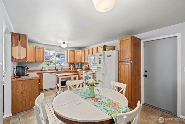 2112 SE Yucca Court, Port Orchard, WA 98366