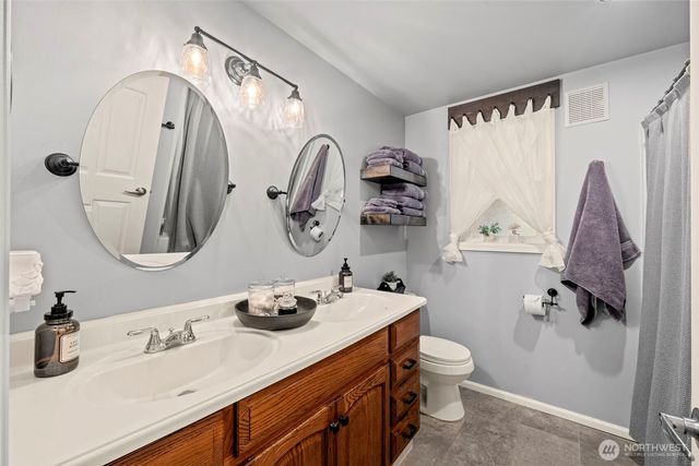2112 SE Yucca Court, Port Orchard, WA 98366