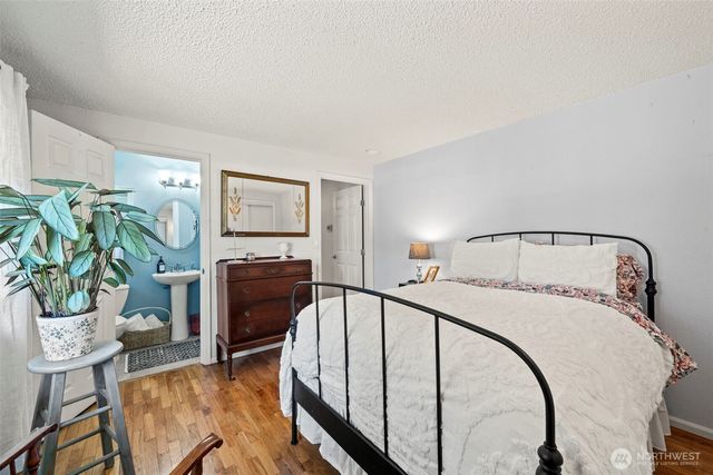 2112 SE Yucca Court, Port Orchard, WA 98366