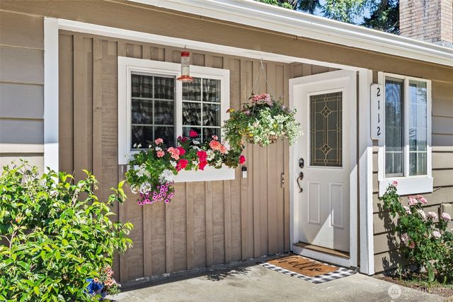 2112 SE Yucca Court, Port Orchard, WA 98366