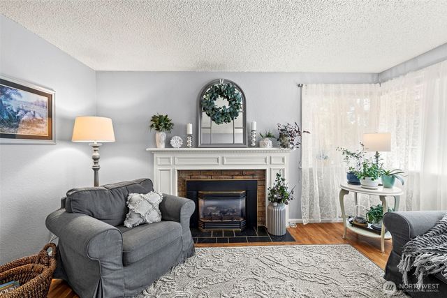 2112 SE Yucca Court, Port Orchard, WA 98366