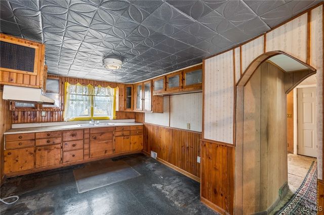 404 West Roswell Avenue, Onondaga, NY 13120