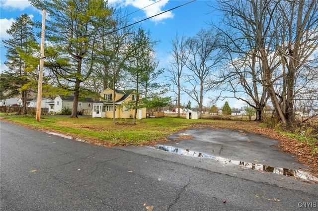 404 West Roswell Avenue, Onondaga, NY 13120