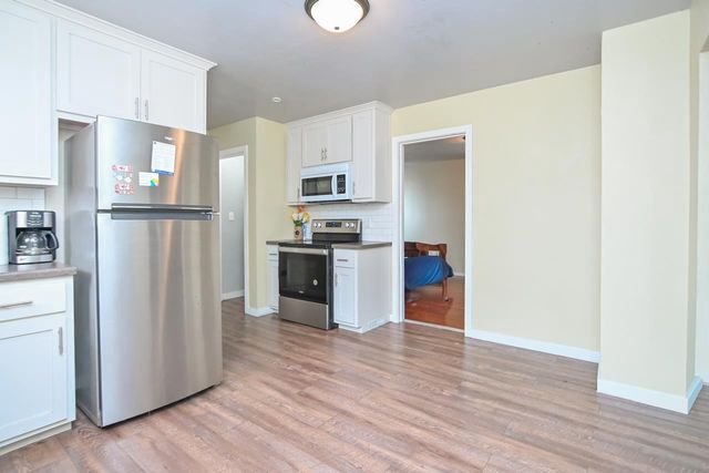 517 GROVE STREET, Green Bay, WI 54302