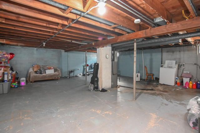 517 GROVE STREET, Green Bay, WI 54302