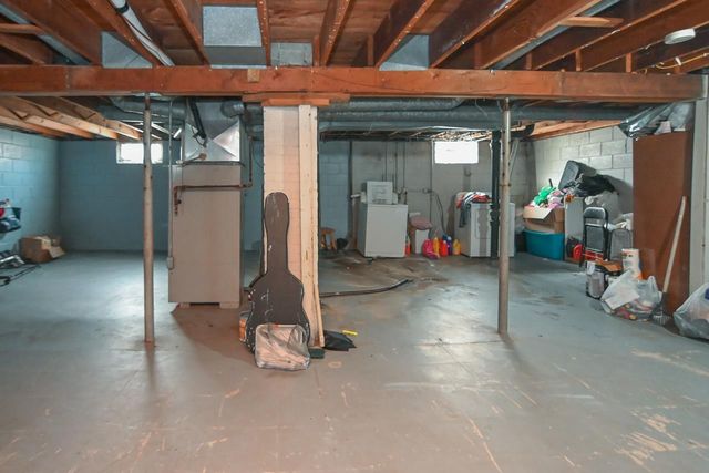 517 GROVE STREET, Green Bay, WI 54302