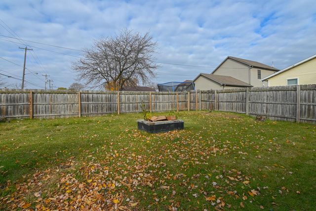 517 GROVE STREET, Green Bay, WI 54302