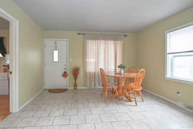 517 GROVE STREET, Green Bay, WI 54302