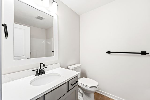 912 Indiana Avenue 13, South Haven, MI 49090